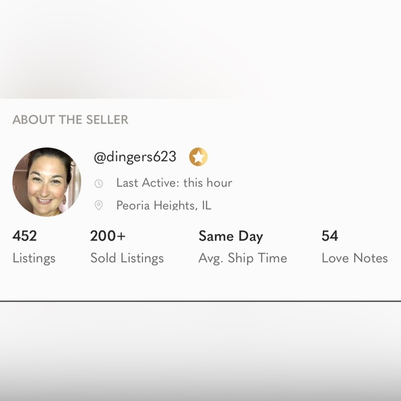 Dockers Menโs Button Down size L in dark plaid - Picture 7 of 9